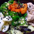 夏野菜と冷しゃぶチーズの浅漬け盛り合わせ