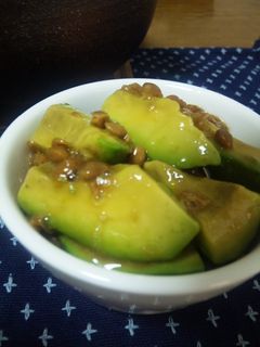 簡単♪ご飯にのせて♪わさび納豆アボカド-レシピのメイン写真