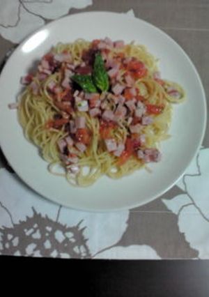トマトとハムの冷製パスタ(バジル風味)-レシピのメイン写真