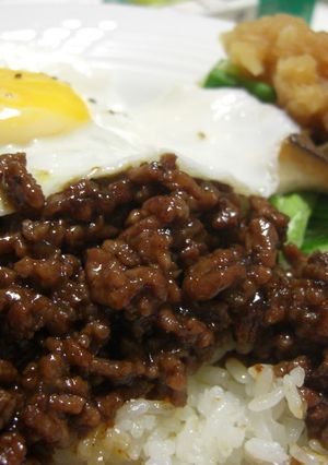 ○デミグラロコモコなんちゃって丼○-レシピのメイン写真