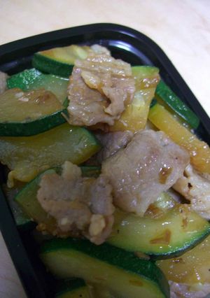 豚バラ肉とズッキーニのおかか炒め-レシピのメイン写真