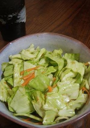 焼き肉屋のドレッシングでキャベツサラダ★-レシピのメイン写真