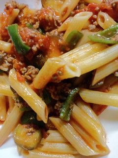 簡単 トマトのひき肉ペンネ-レシピのメイン写真