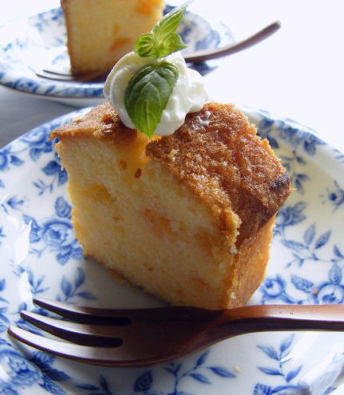 パイナップルとココナッツのパウンドケーキ＆ジャスミン豆花 ✸POPUPのお知らせ✸ 6月12日(水)〜18日(火)まで 伊勢丹新宿店