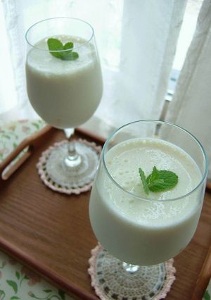 【豆乳♡ ピナコラーダ風ラッシ～♫♬】-レシピのメイン写真