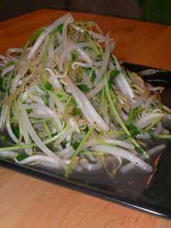 安ウマッ!!もやしと豆苗の中華炒め-レシピのメイン写真