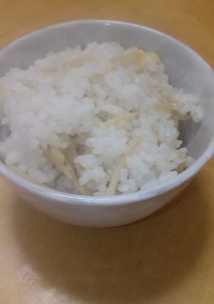 夏バテ防止に☆新ショウガの炊き込みご飯-レシピのメイン写真