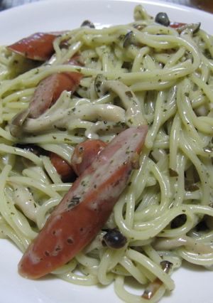 ウィンナーとしめじのバジルクリームパスタ-レシピのメイン写真