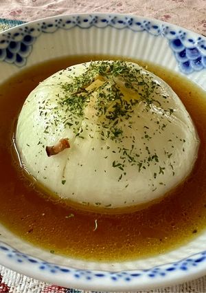 新玉ねぎ丸ごとスープ-レシピのメイン写真