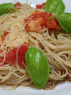 トマトとバジルの冷製パスタ-レシピのメイン写真