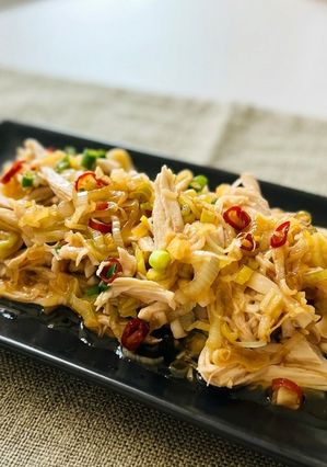 さっぱり！旨辛ねぎだれの蒸し鶏-レシピのメイン写真