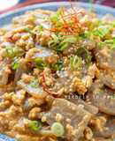 ご飯が進む！こんにゃくのピリ辛麻婆炒め