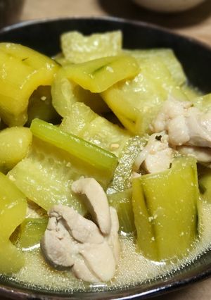 大きなキュウリと鶏の味噌煮-レシピのメイン写真