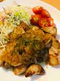 豚肉の一口ステーキ●玉ネギソース