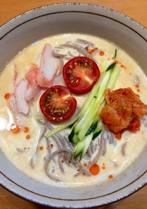 丼で混ぜるだけ！冷たく濃厚なコングクス-レシピのメイン写真