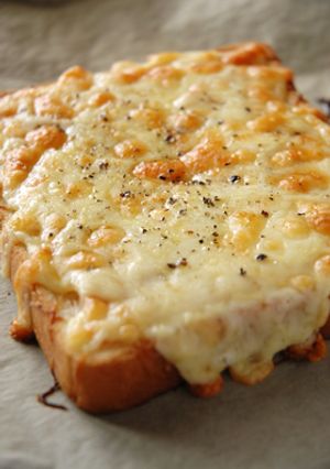 耳まで満足ハムチーズトースト-レシピのメイン写真