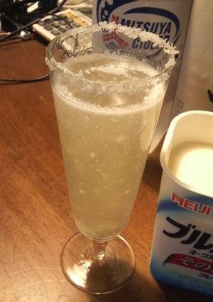 三ツ矢サイダーで発泡濁り酒風-レシピのメイン写真