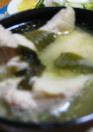 簡単!鶏の手羽元 味噌汁-レシピのメイン写真