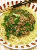 挽き肉とにらのあんかけ焼きそば