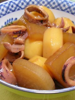 イカと大根とじゃがいもの煮物☆-レシピのメイン写真