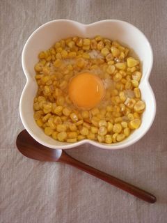 簡単朝ごはん☆コーンでたまごかけごはん-レシピのメイン写真