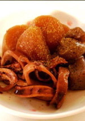 定番で簡単！イカと大根とこんにゃくの煮物-レシピのメイン写真
