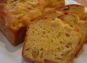 ホットケーキＭＩＸでりんごパウンドケーキ-レシピのメイン写真