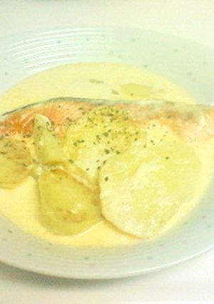 鮭とジャガイモ料理♪-レシピのメイン写真