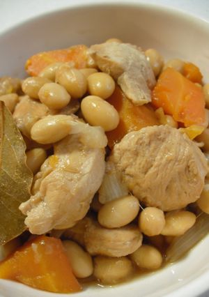 鶏と大豆・月桂樹の甘辛煮-レシピのメイン写真
