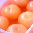 可愛いピンク色 ♪ 桃のコンポート