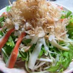 รูปของ そばサラダ