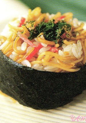 そばめしおにぎり♪-レシピのメイン写真