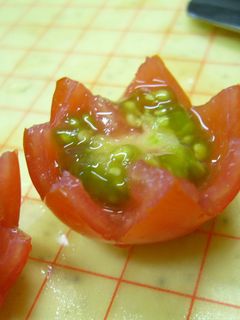 プチトマトde花の飾り切り✿【写真付き】-レシピのメイン写真