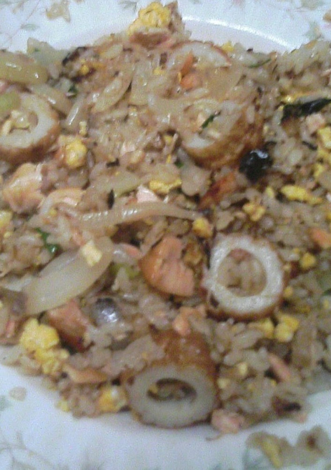 鮭と竹輪の焼き飯-レシピのメイン写真