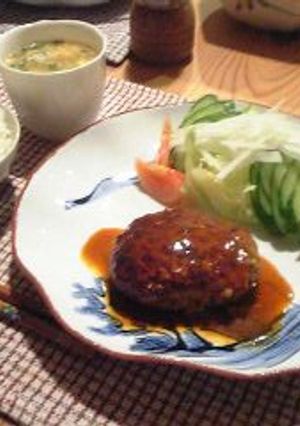 家庭の味★ 煮込みハンバーグ-レシピのメイン写真
