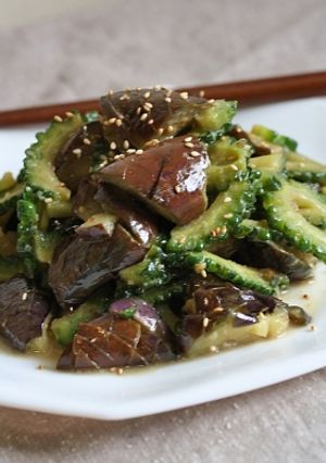 ゴーヤと茄子のゴマ味噌炒め-レシピのメイン写真