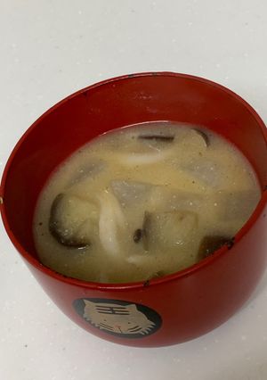 ナスとだいこんえのきの簡単コロコロ味噌汁-レシピのメイン写真