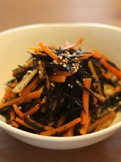さつま揚げと生ひじきの煮物-レシピのメイン写真