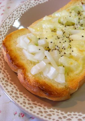✿玉ねぎ*チーズ*トースト✿-レシピのメイン写真