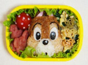 チップのおいなり風おにぎり✿キャラ弁-レシピのメイン写真