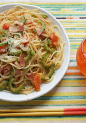 ゴーヤとトマトパスタ-レシピのメイン写真