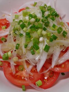 トマトと新玉ねぎのスライスサラダ-レシピのメイン写真