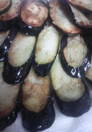香ばしく焼いた茄子は生姜醤油が旨い！！-レシピのメイン写真