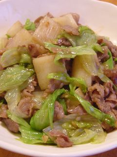 牛肉とレタスと長芋のオイスターソース炒め-レシピのメイン写真