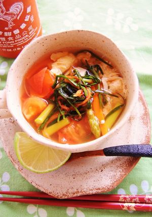 すっぱ辛い～キムチとトマトの夏スープ-レシピのメイン写真