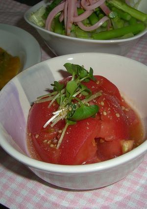 もう1品にどうぞ☆トマトのごま酢あえ-レシピのメイン写真