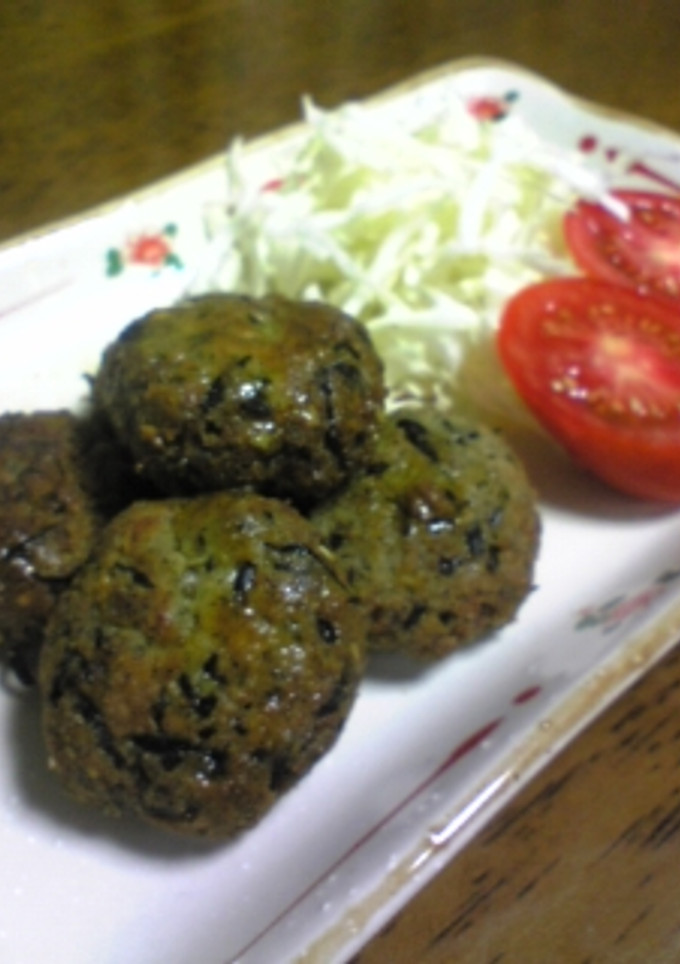 おからとひじきのだんご☆和風カレーソース-レシピのメイン写真