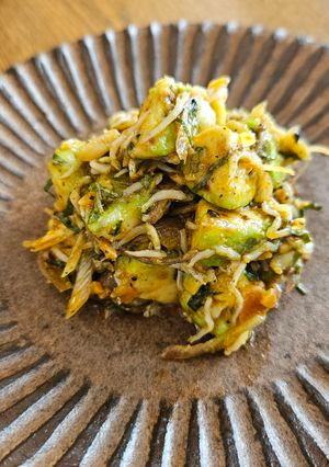 アボカドとしらすの「食べる麻辣醤」和え-レシピのメイン写真