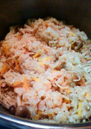 キノコとツナの炊き込みご飯-レシピのメイン写真