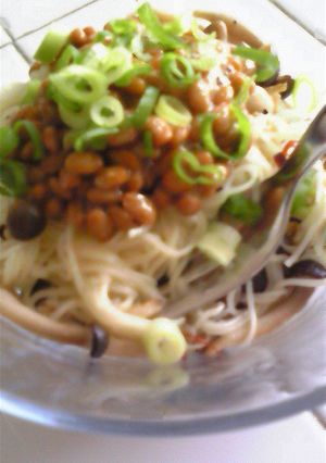ヘルシー☆そうめんで納豆ぺペロンチーノ-レシピのメイン写真